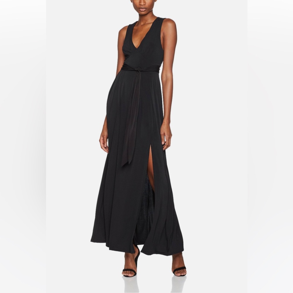 BCBGeneration black formal maxi dress keyhole back tie waist v neck size XS